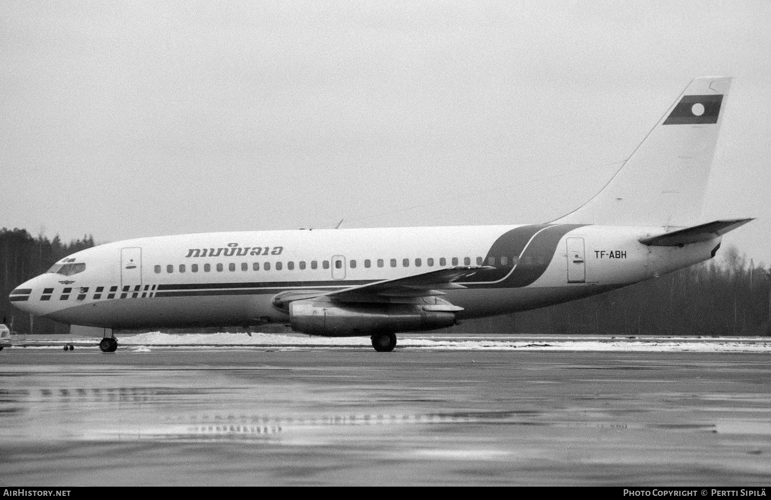 Aircraft Photo of TF-ABH | Boeing 737-222 | Lao Aviation | AirHistory.net #115231