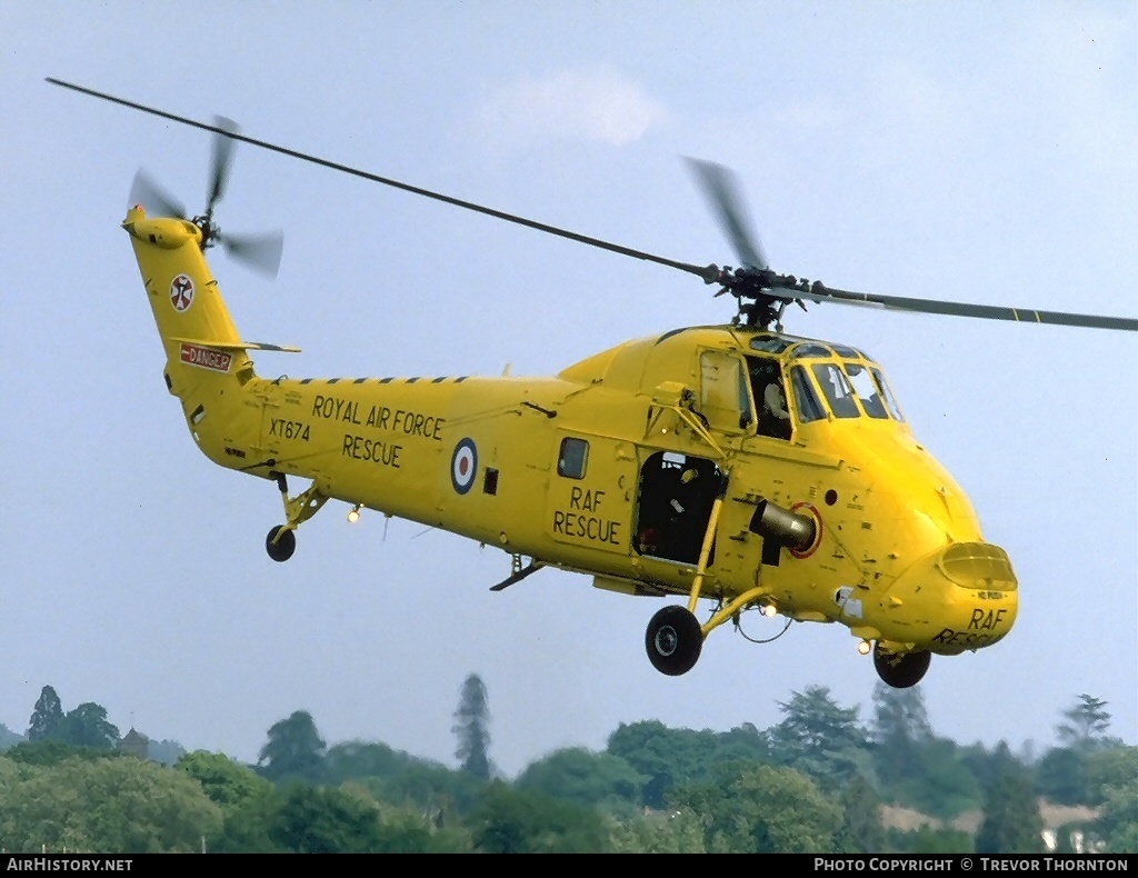 Aircraft Photo of XT674 | Westland WS-58 Wessex HC.2 | UK - Air Force | AirHistory.net #115261