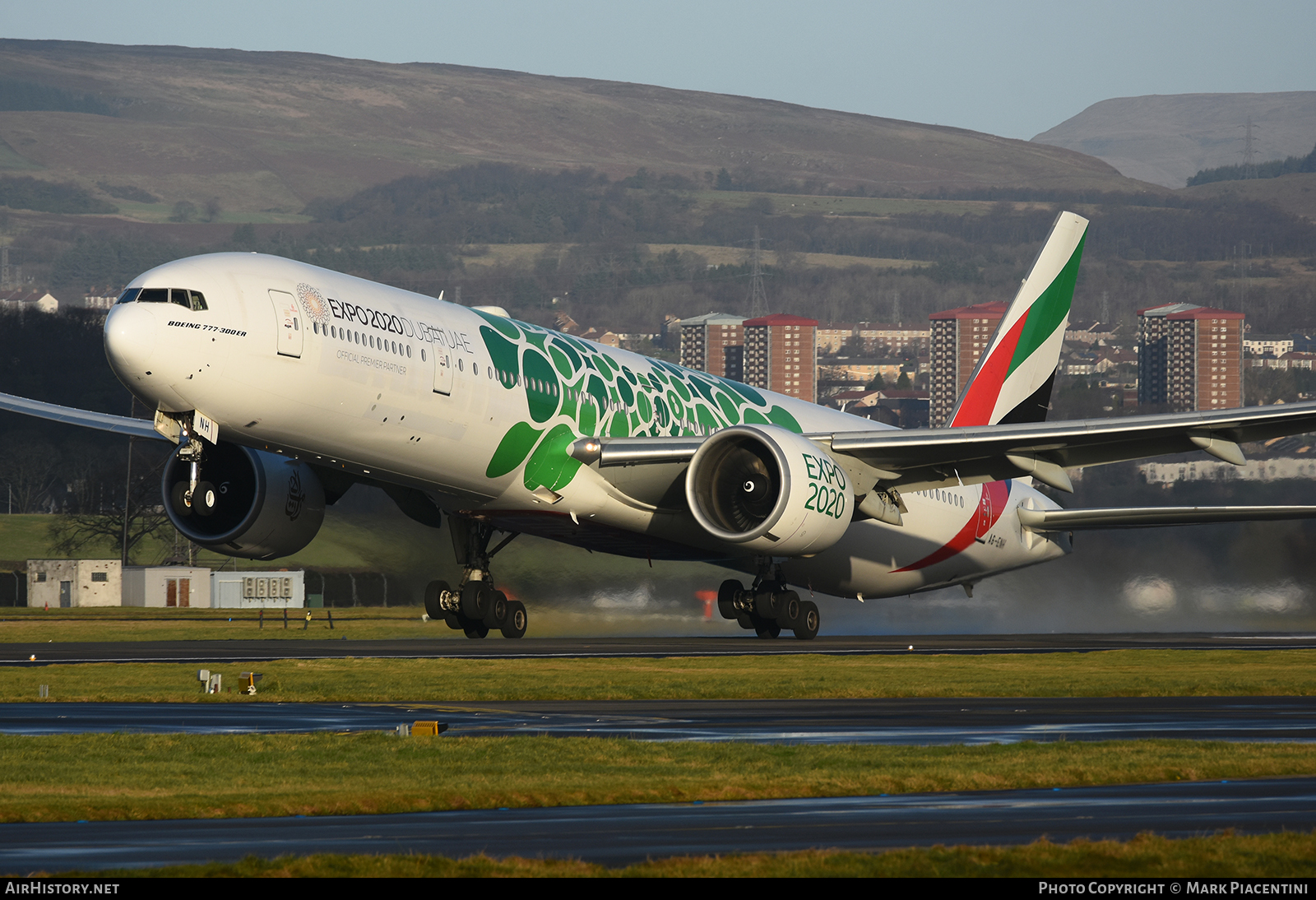 Aircraft Photo of A6-ENH | Boeing 777-31H/ER | Emirates | AirHistory.net #115312