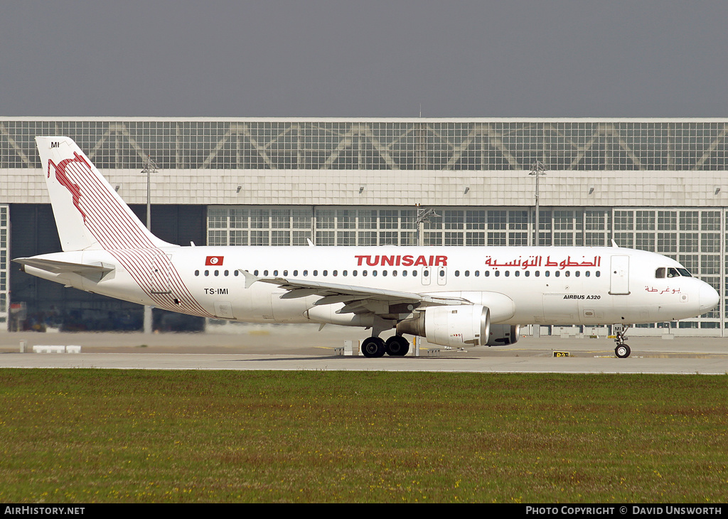 Aircraft Photo of TS-IMI | Airbus A320-211 | Tunisair | AirHistory.net #115395