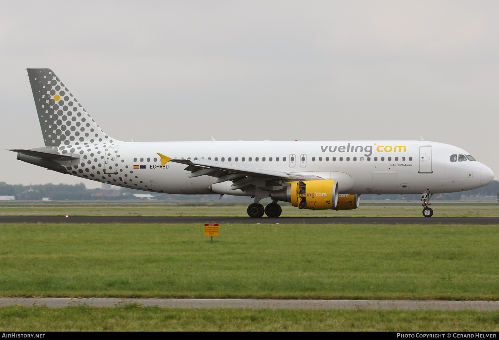 Aircraft Photo of EC-MBD | Airbus A320-214 | Vueling Airlines | AirHistory.net #115496