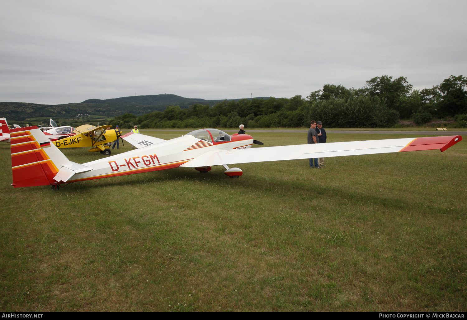 Aircraft Photo of D-KFGM | Scheibe SF-25C Falke 2000 | AirHistory.net #115544