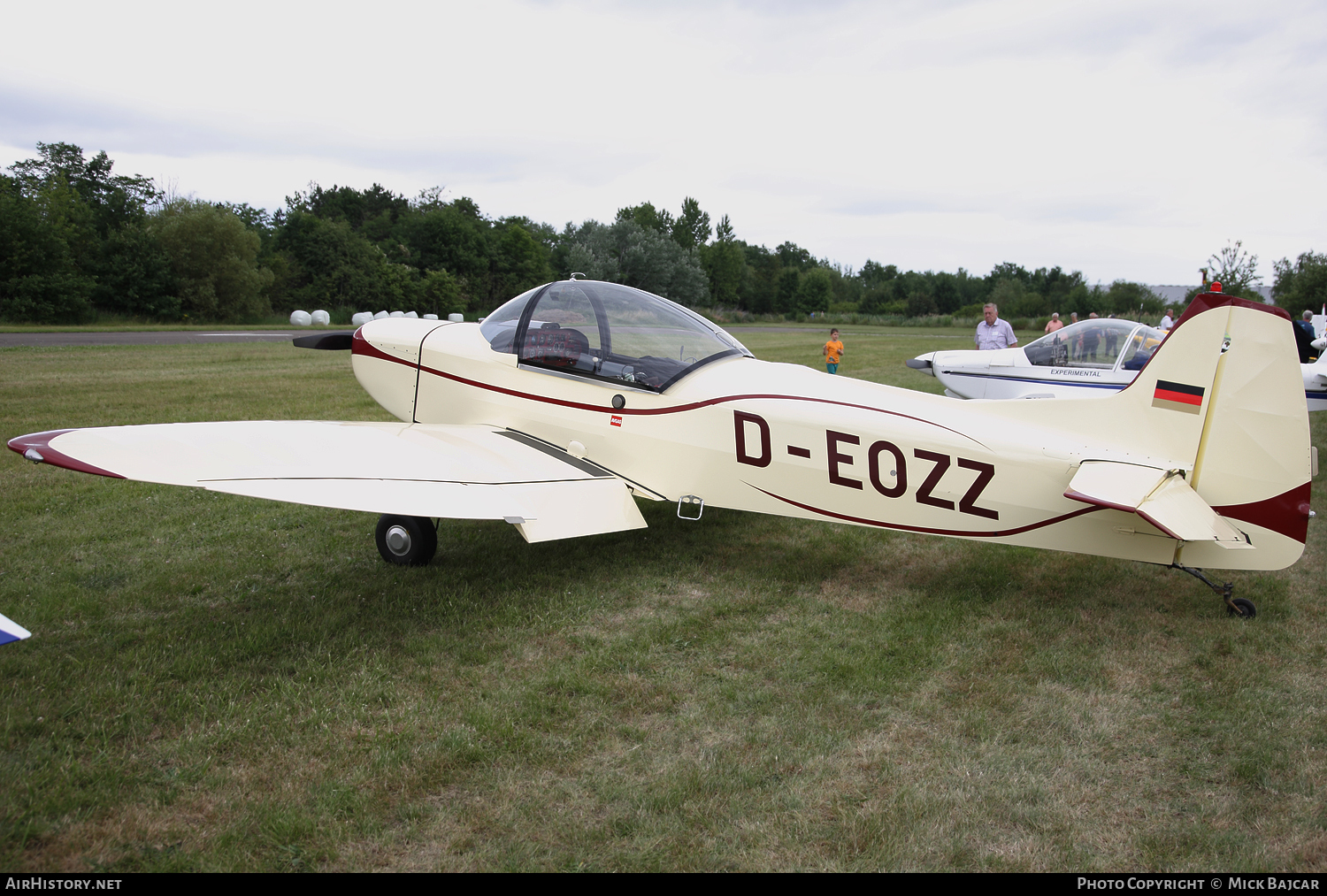 Aircraft Photo of D-EOZZ | Binder CP-301S Smaragd | AirHistory.net #115612