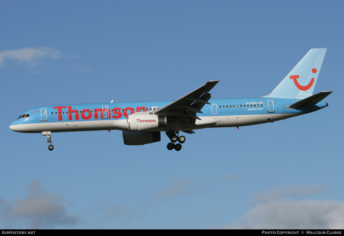 Aircraft Photo of G-BYAL | Boeing 757-204 | Thomsonfly | AirHistory.net #115817