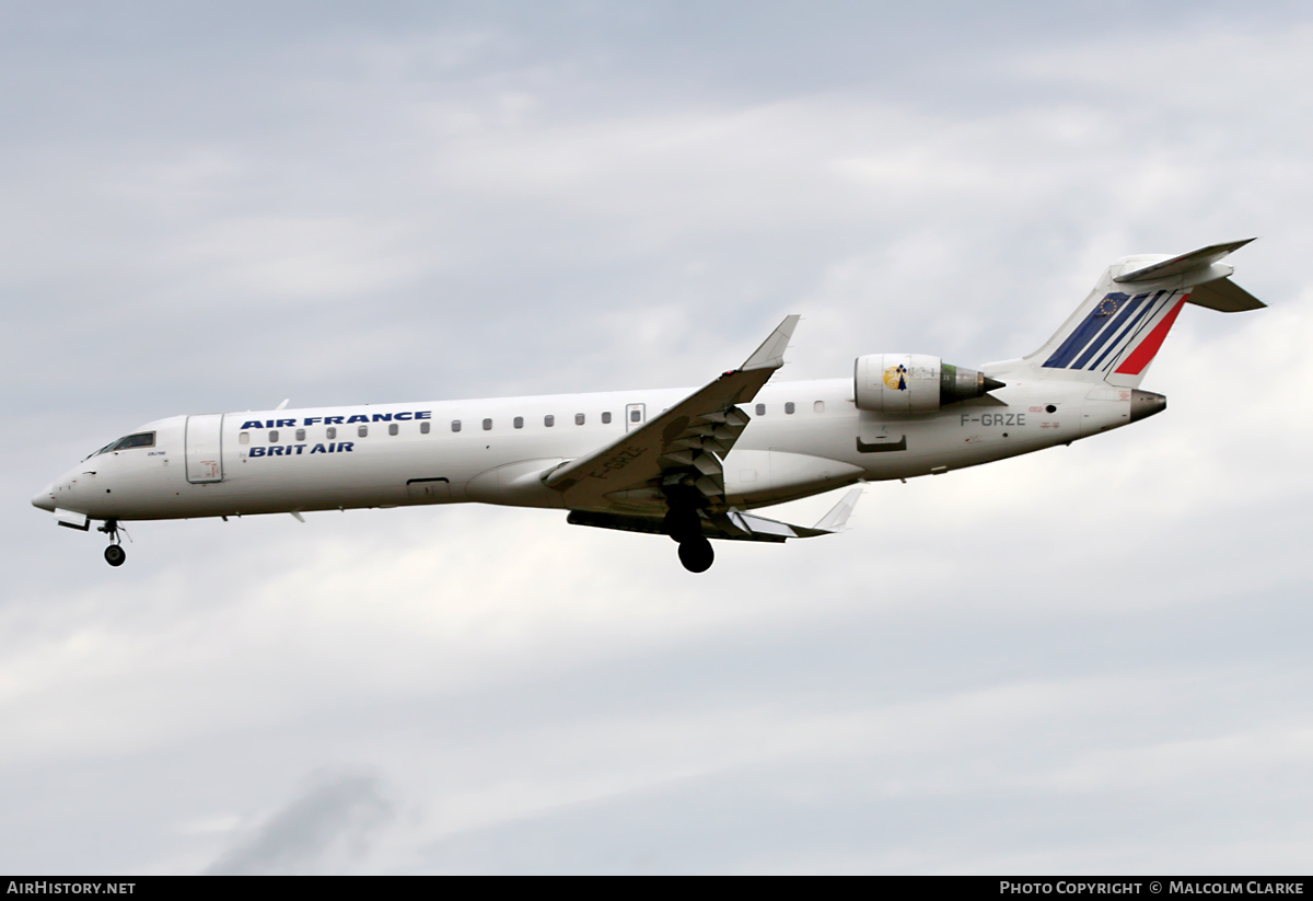 Aircraft Photo of F-GRZE | Bombardier CRJ-701 (CL-600-2C10) | Air France | AirHistory.net #115829