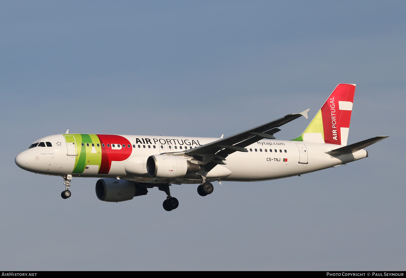 Aircraft Photo of CS-TNJ | Airbus A320-214 | TAP Air Portugal | AirHistory.net #115840