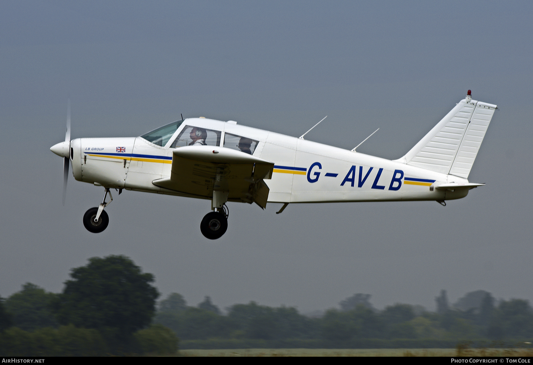 Aircraft Photo of G-AVLB | Piper PA-28-140 Cherokee | AirHistory.net #115869
