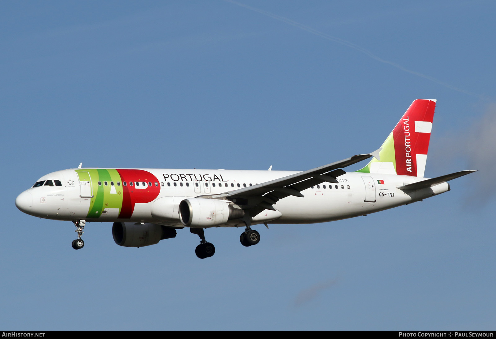Aircraft Photo of CS-TNJ | Airbus A320-214 | TAP Air Portugal | AirHistory.net #115883