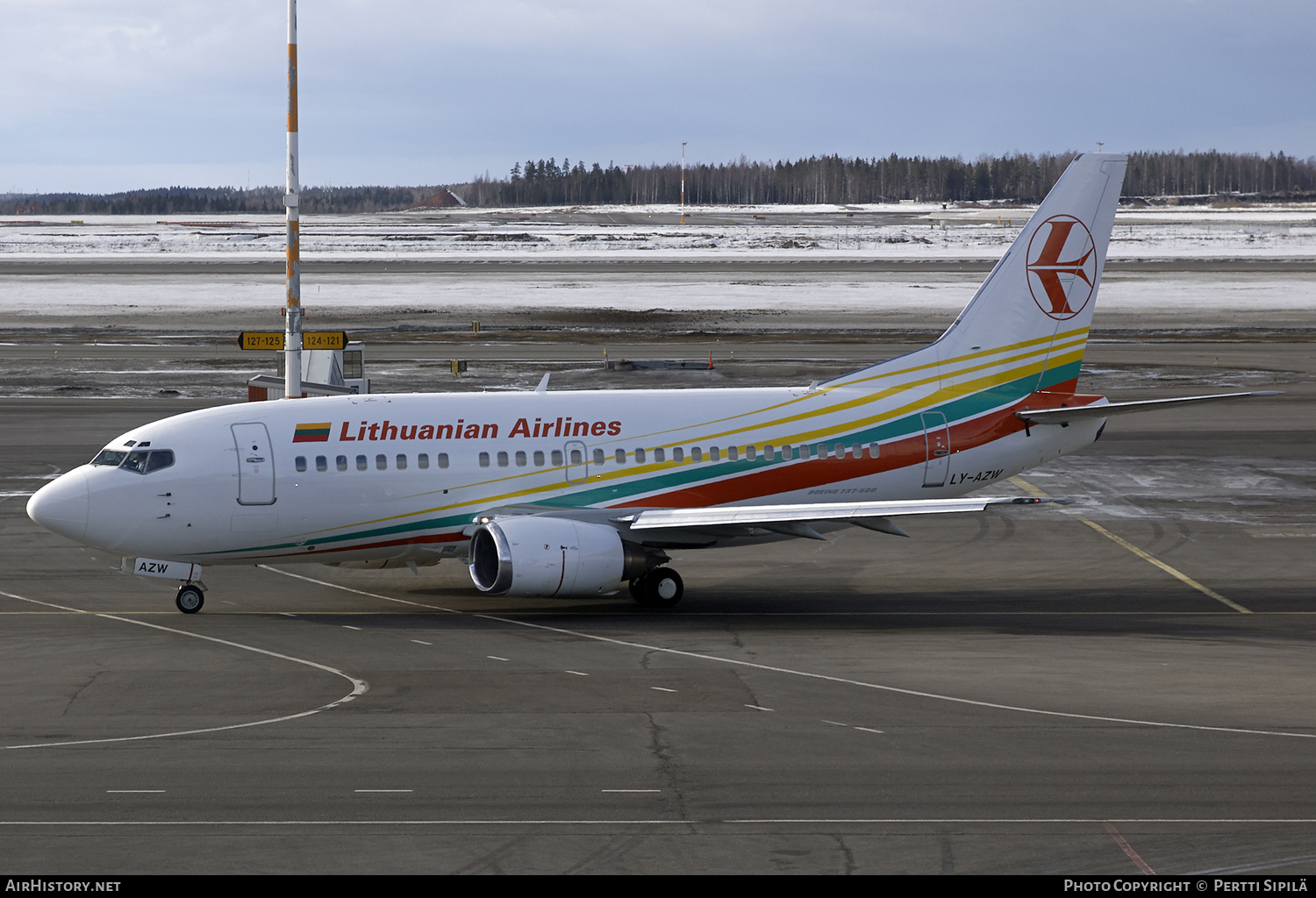 Aircraft Photo of LY-AZW | Boeing 737-5Q8 | Lithuanian Airlines | AirHistory.net #115891