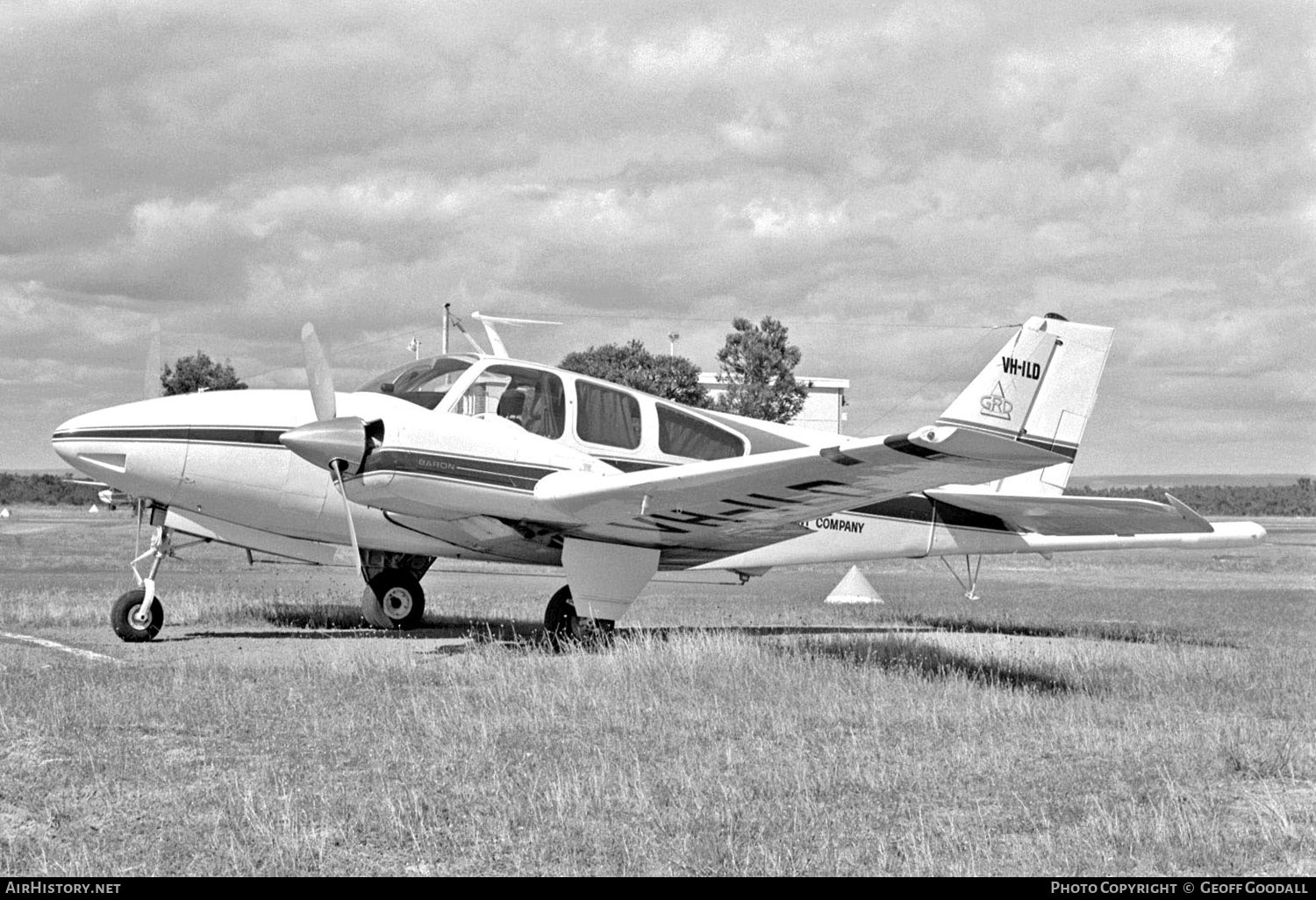 Aircraft Photo of VH-ILD | Beech E55 Baron | Geophysical Resources Development - GRD | AirHistory.net #116094