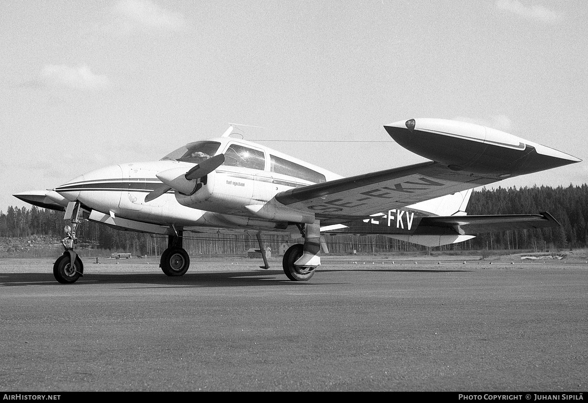 Aircraft Photo of SE-FKV | Cessna 310Q | AirHistory.net #116183