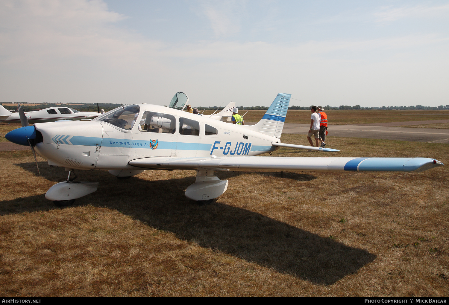 Aircraft Photo of F-GJOM | Piper PA-28-181 Archer II | AirHistory.net #116214