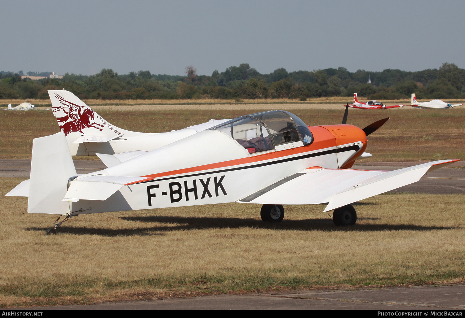 Aircraft Photo of F-BHXK | SAN Jodel D-117 | AirHistory.net #116232