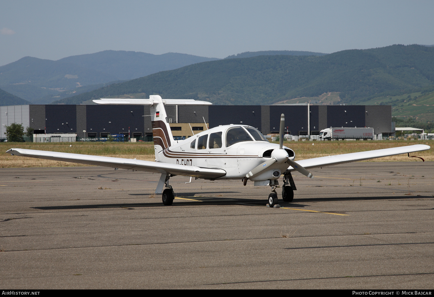 Aircraft Photo of D-EHDZ | Piper PA-28RT-201T Turbo Arrow IV | AirHistory.net #116379