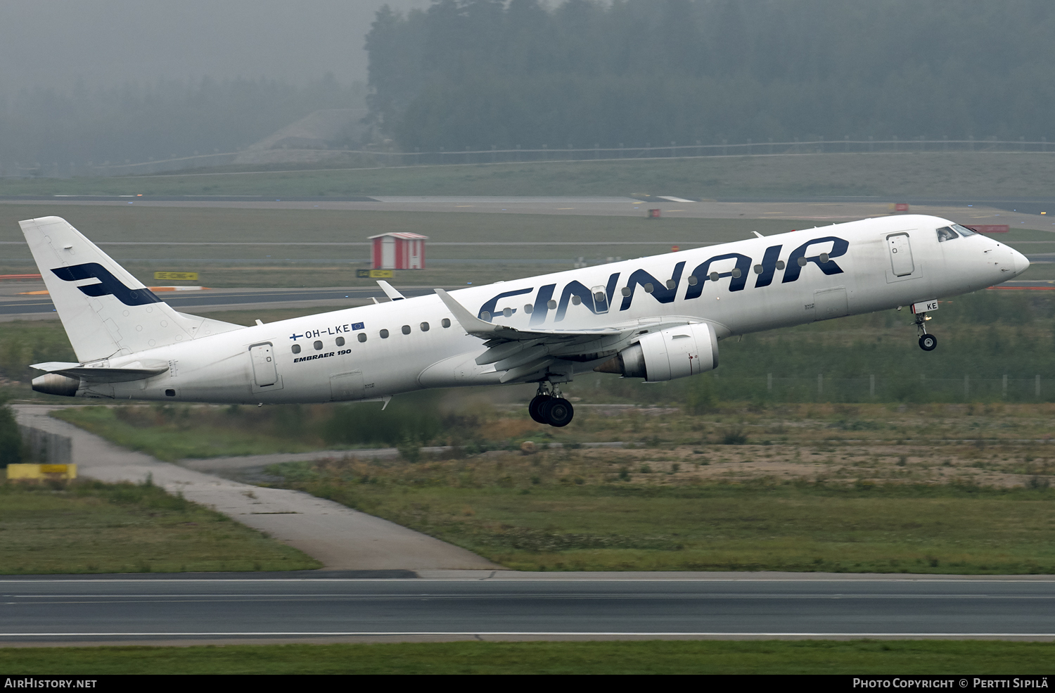 Aircraft Photo of OH-LKE | Embraer 190LR (ERJ-190-100LR) | Finnair | AirHistory.net #116468