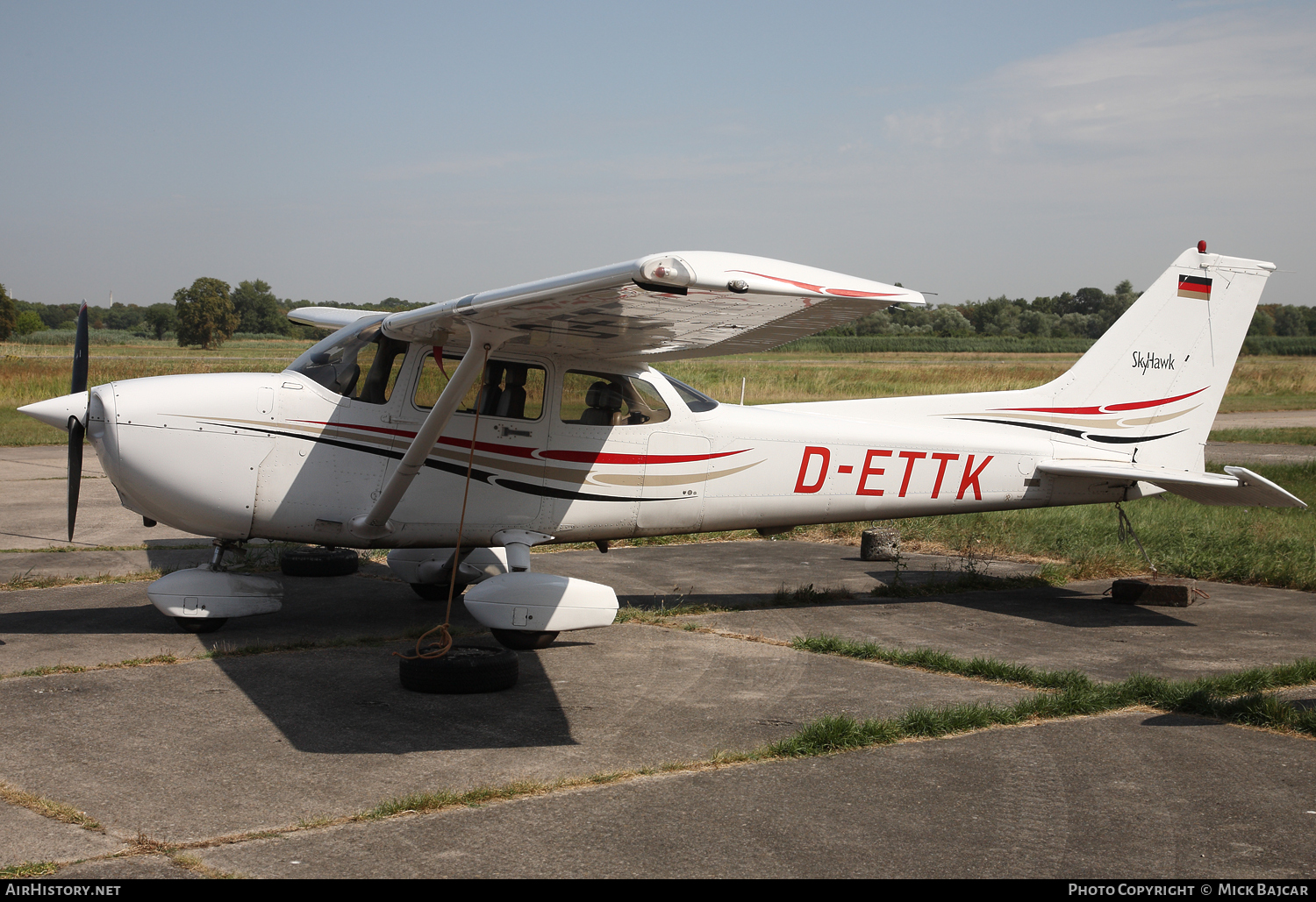Aircraft Photo of D-ETTK | Cessna 172R Skyhawk | AirHistory.net #116547