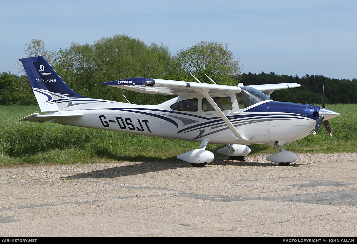 Aircraft Photo of G-DSJT | Cessna 182T Skylane | AirHistory.net #116592
