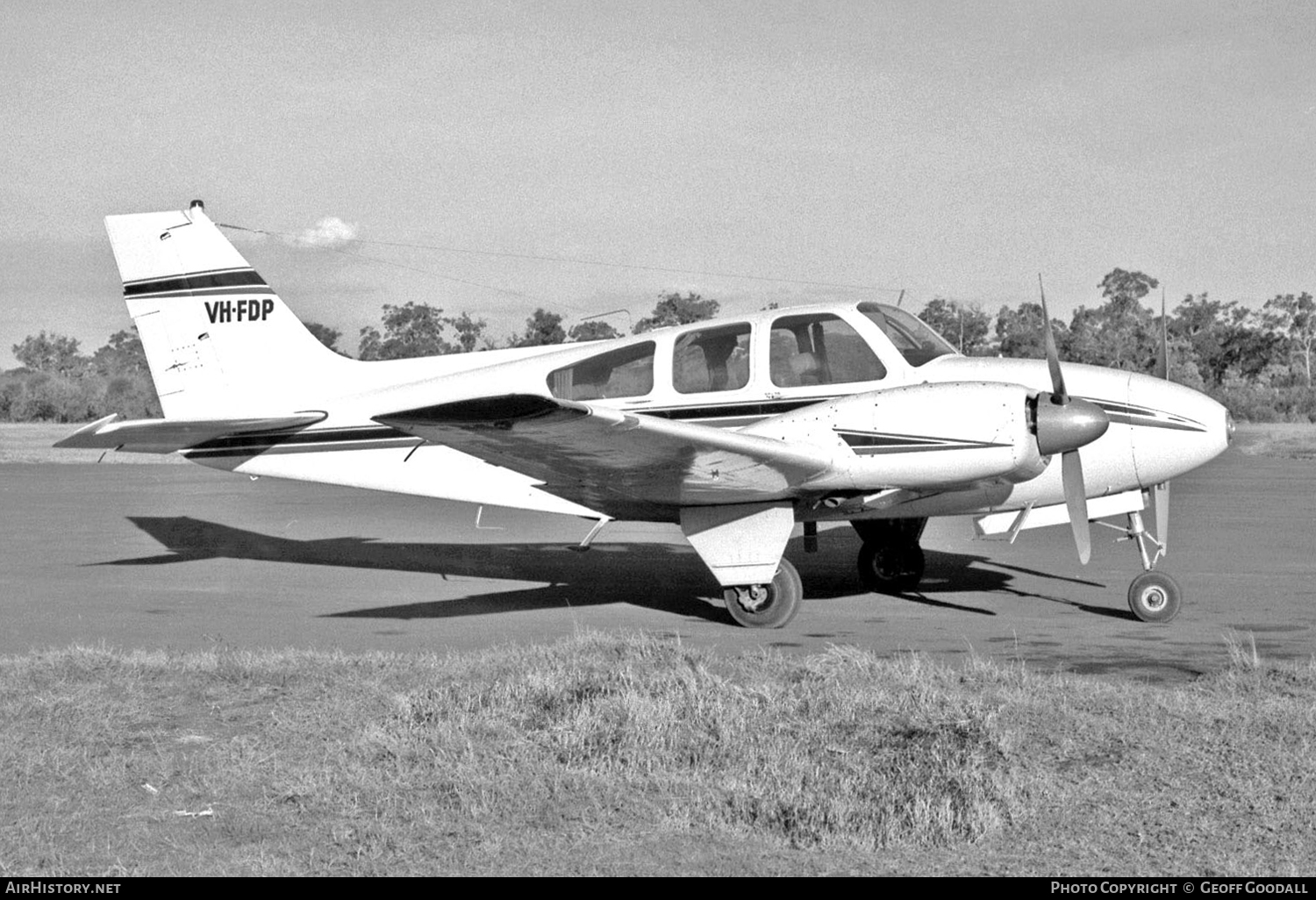 Aircraft Photo of VH-FDP | Beech A55 Baron (95-A55) | AirHistory.net #116625