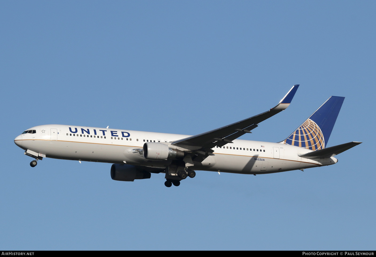 Aircraft Photo of N652UA | Boeing 767-322/ER | United Airlines | AirHistory.net #116836