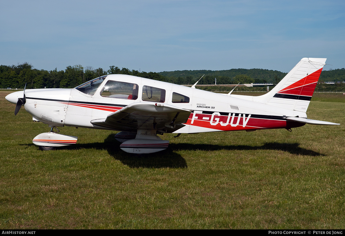 Aircraft Photo of F-GJUV | Piper PA-28-181 Archer II | AirHistory.net #116840