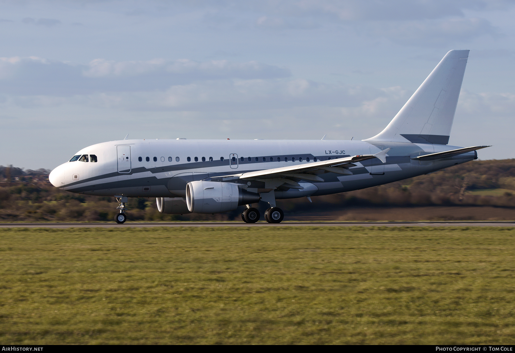 Aircraft Photo of LX-GJC | Airbus ACJ318 (A318-112/CJ) | AirHistory.net #116860