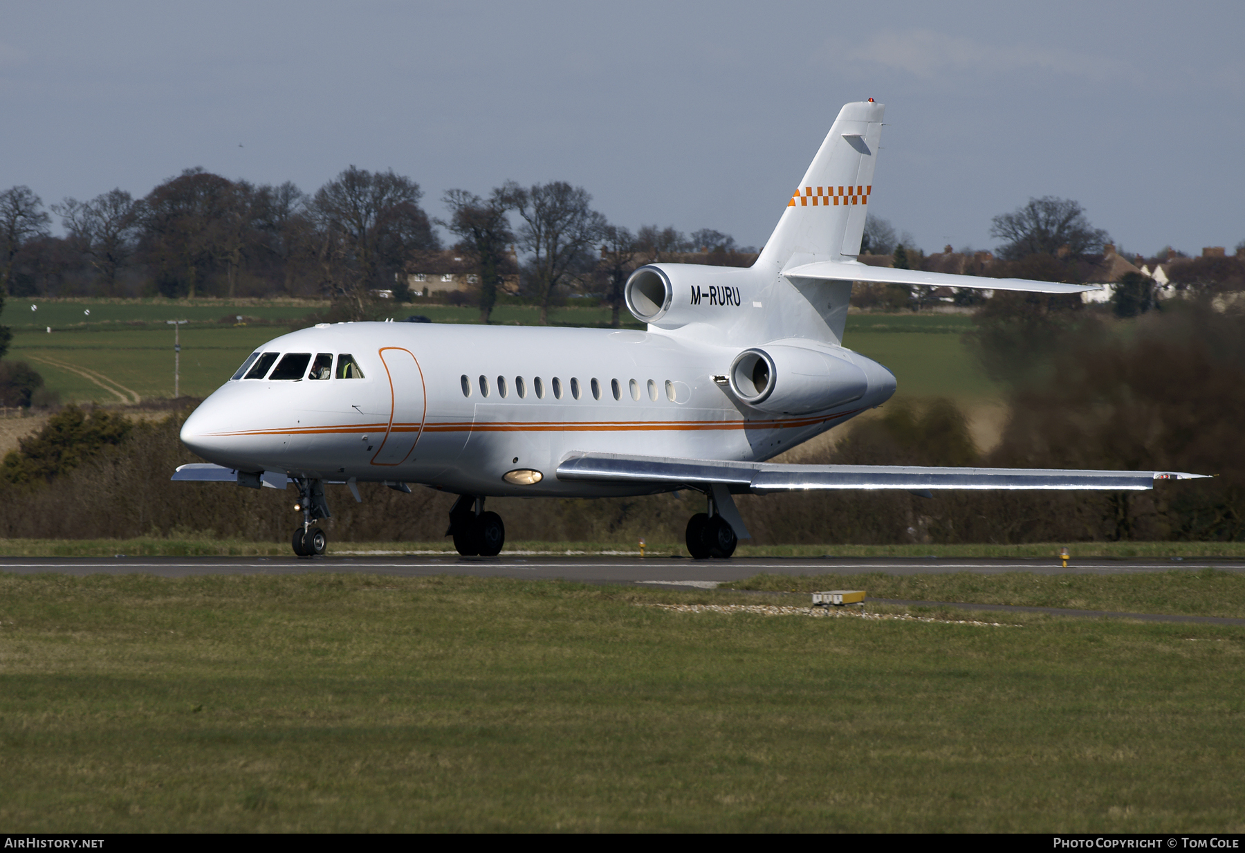 Aircraft Photo of M-RURU | Dassault Falcon 900B | AirHistory.net #116863