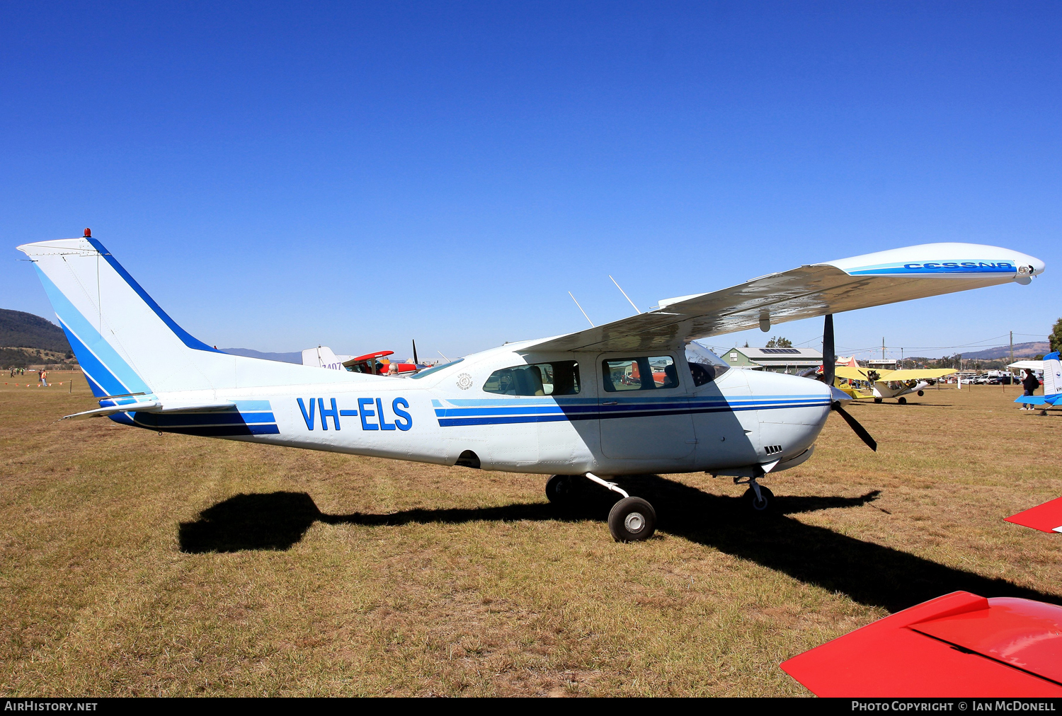 Aircraft Photo of VH-ELS | Cessna 210L Centurion | AirHistory.net #116985