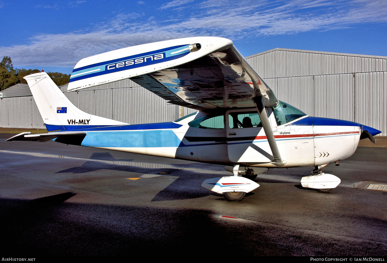 Aircraft Photo of VH-MLY | Cessna 182M Skylane | AirHistory.net #117181