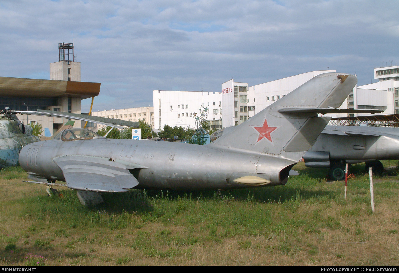 Aircraft Photo of 111 red | Mikoyan-Gurevich MiG-17 | AirHistory.net #117279