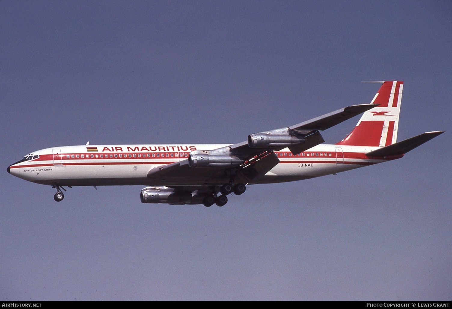 Aircraft Photo of 3B-NAE | Boeing 707-344B | Air Mauritius | AirHistory.net #117292