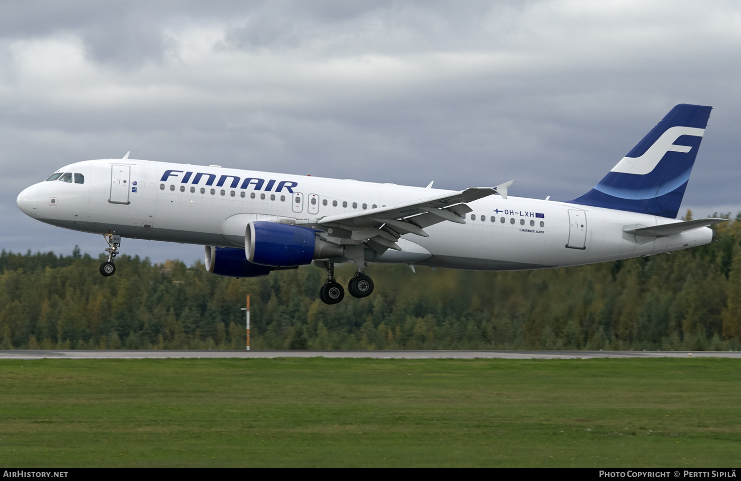 Aircraft Photo of OH-LXH | Airbus A320-214 | Finnair | AirHistory.net #117302