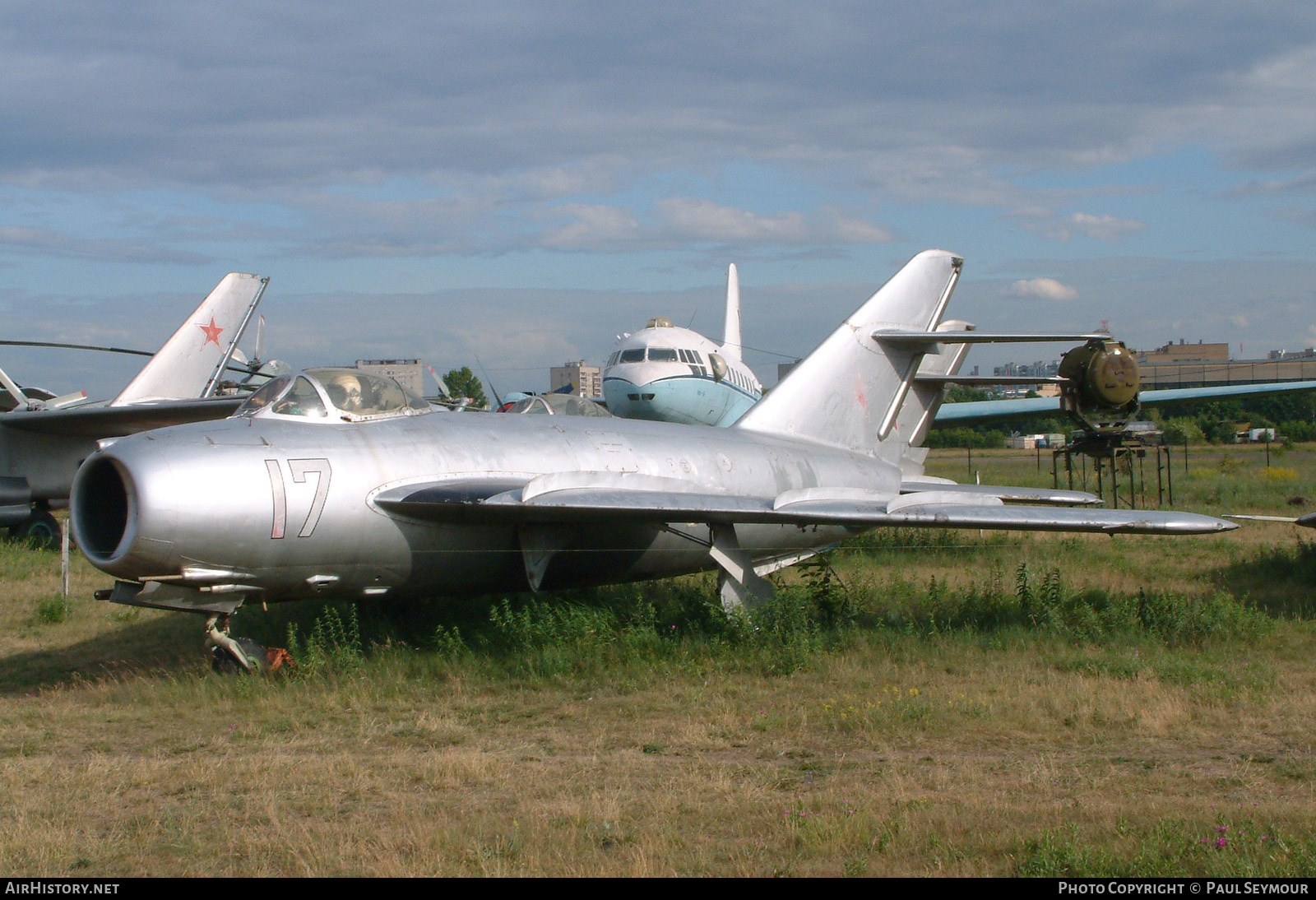 Aircraft Photo of 17 red | Mikoyan-Gurevich MiG-17 | AirHistory.net #117432