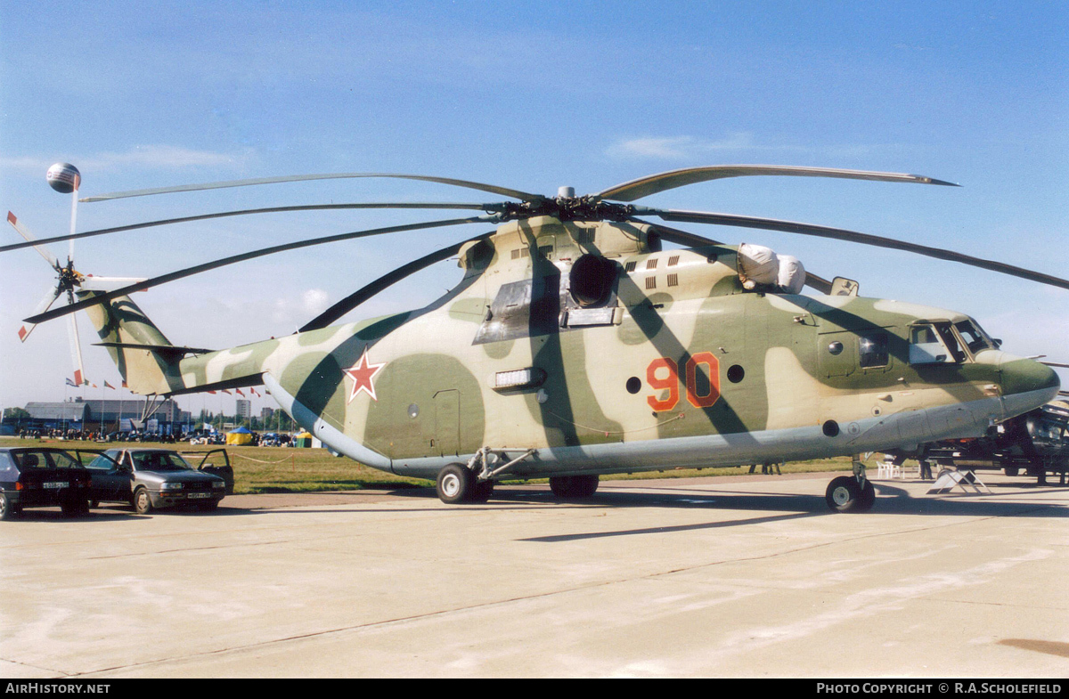 Aircraft Photo of 90 red | Mil Mi-26T | Russia - Air Force | AirHistory.net #117442
