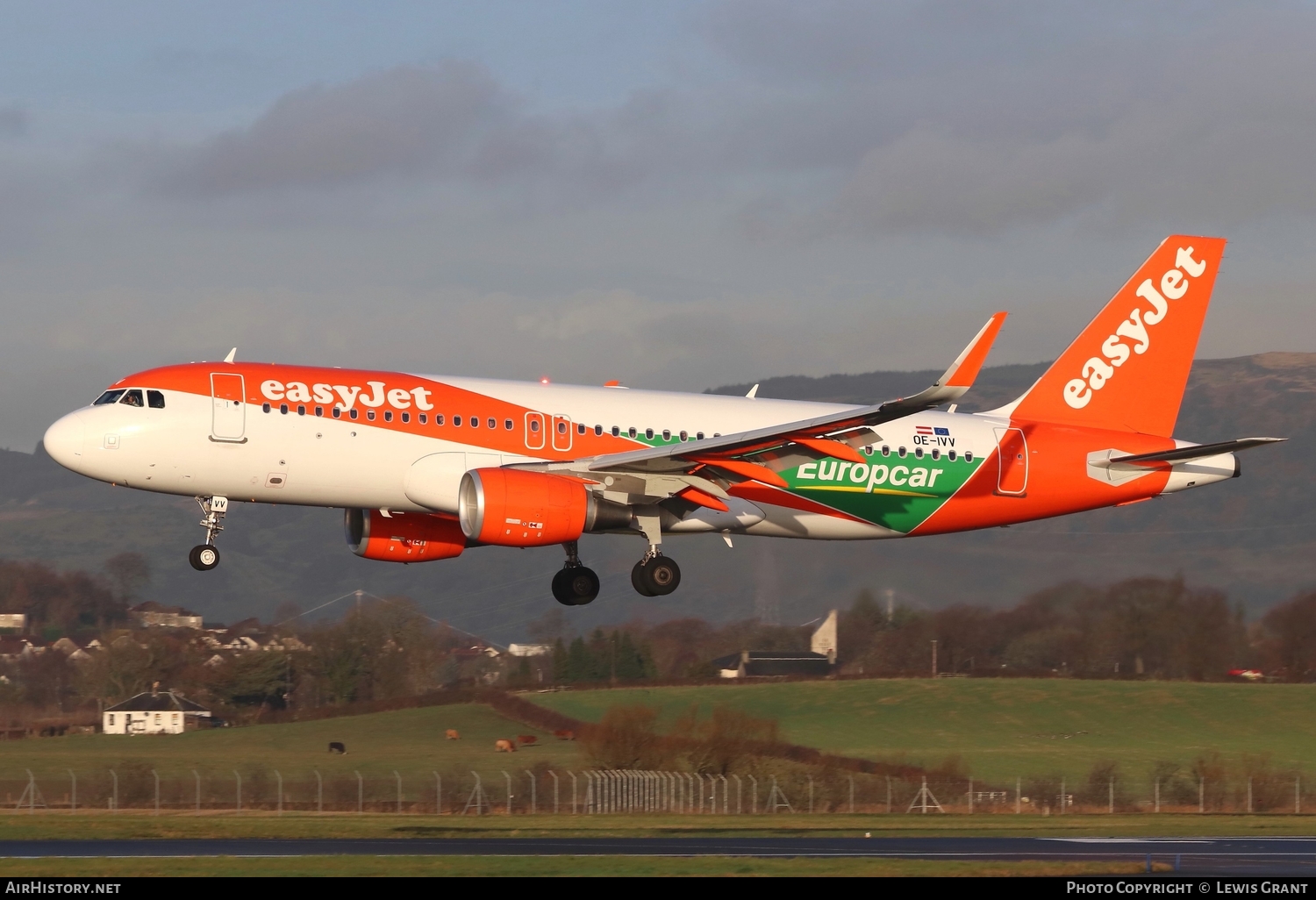 Aircraft Photo of OE-IVV | Airbus A320-214 | EasyJet | AirHistory.net #117451