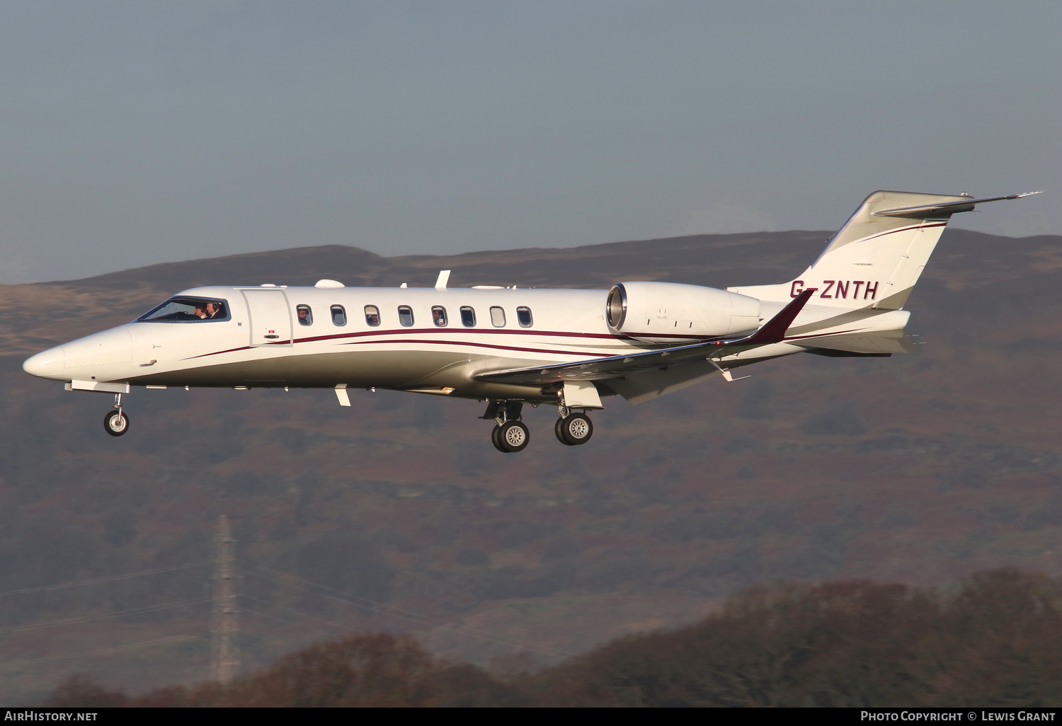 Aircraft Photo of G-ZNTH | Learjet 75 | AirHistory.net #117472