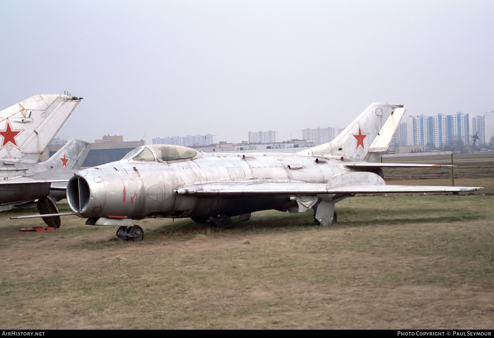 Aircraft Photo of 17 red | Mikoyan-Gurevich MiG-19SV | Russia - Air Force | AirHistory.net #117475