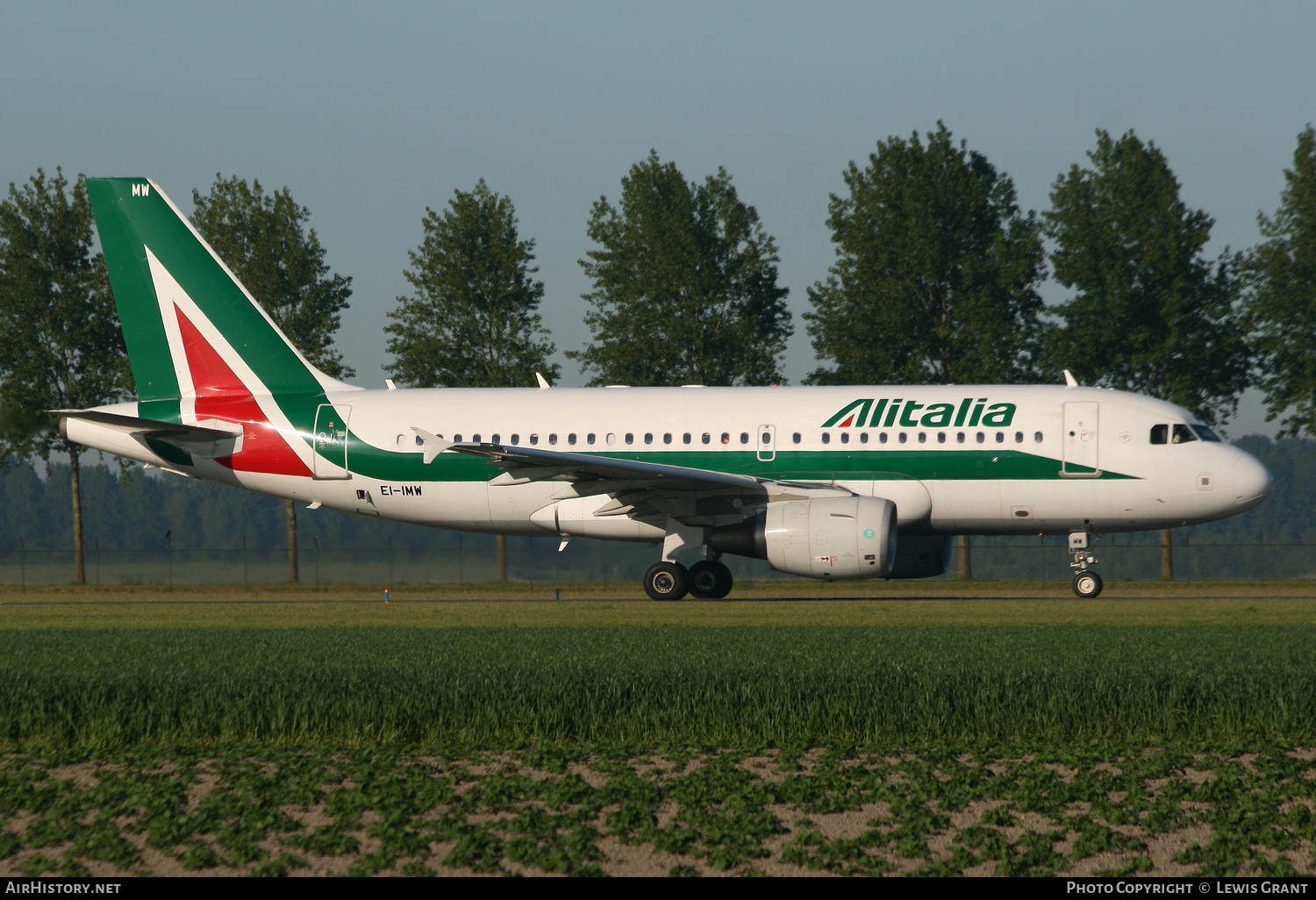 Aircraft Photo of EI-IMW | Airbus A319-111 | Alitalia | AirHistory.net #117566