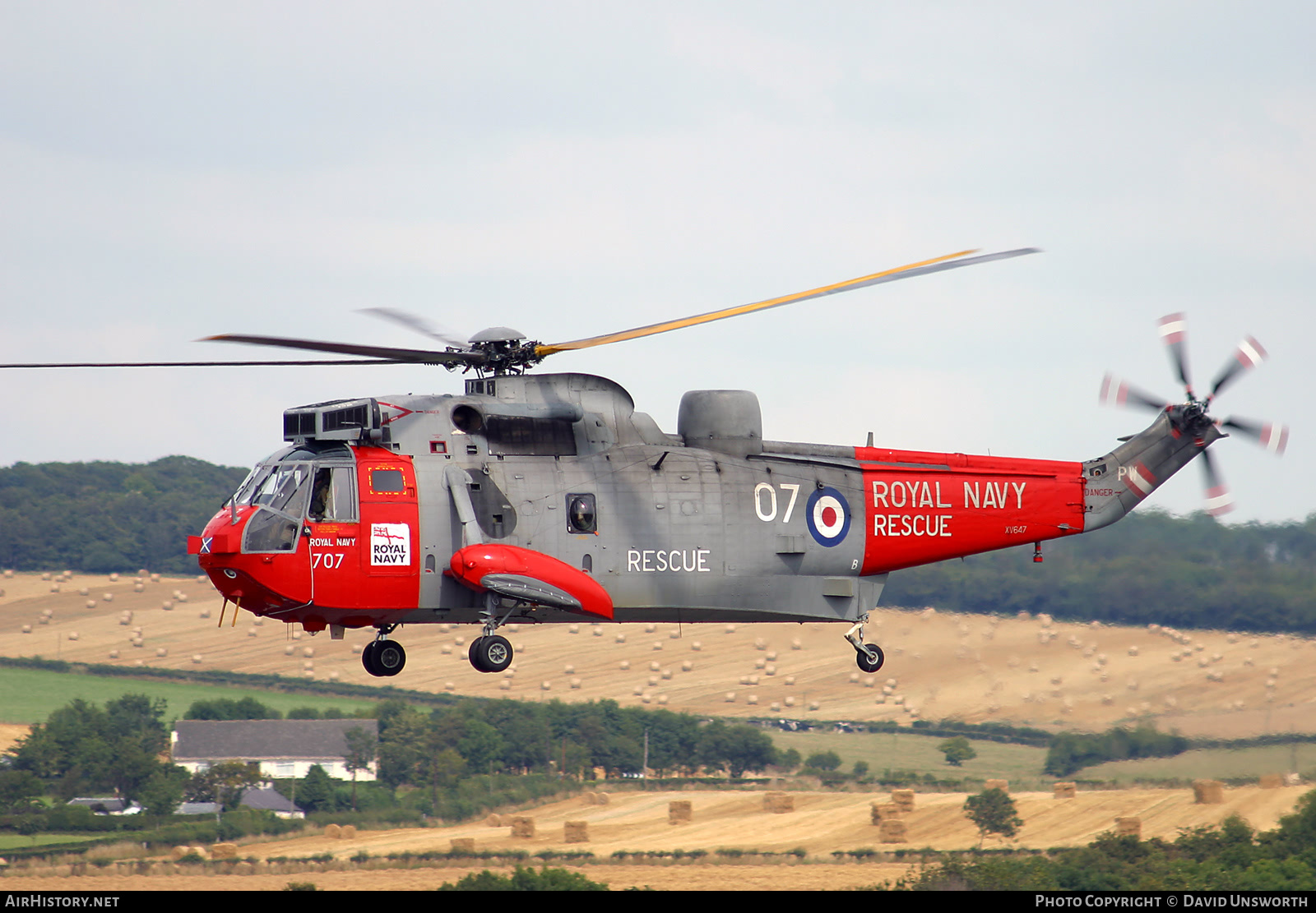 Aircraft Photo of XV647 | Westland WS-61 Sea King HU5 | UK - Navy | AirHistory.net #117579