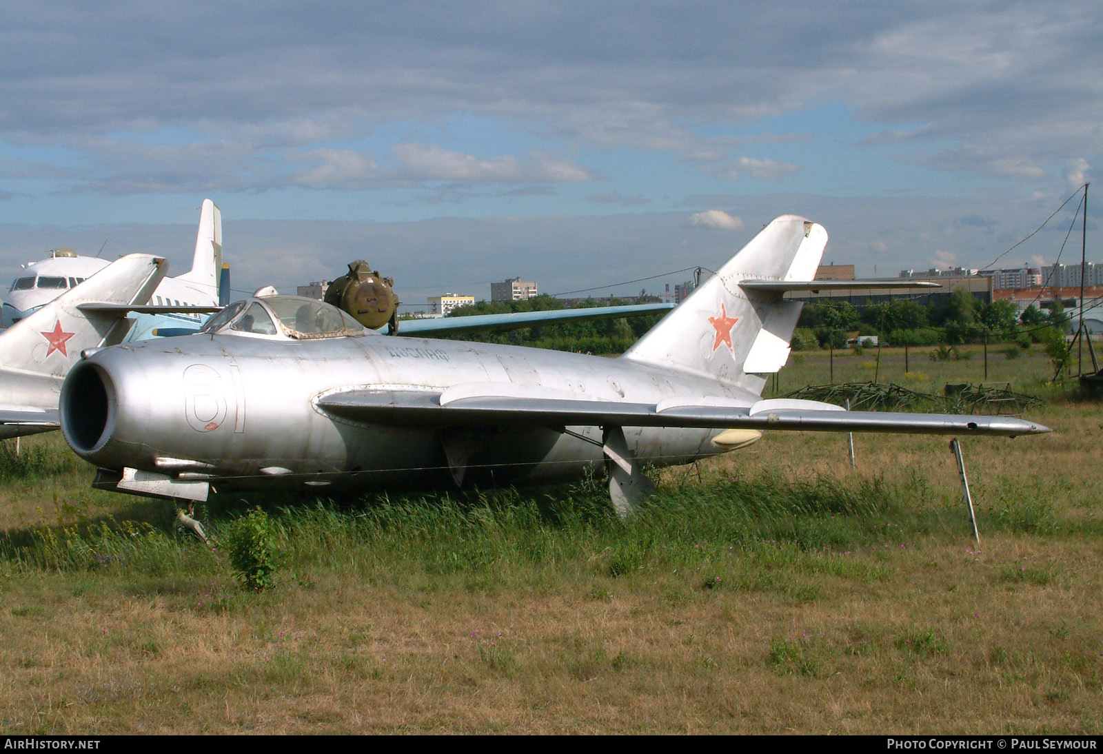 Aircraft Photo of 61 red | Mikoyan-Gurevich MiG-17 | Russia - Air Force | AirHistory.net #117777