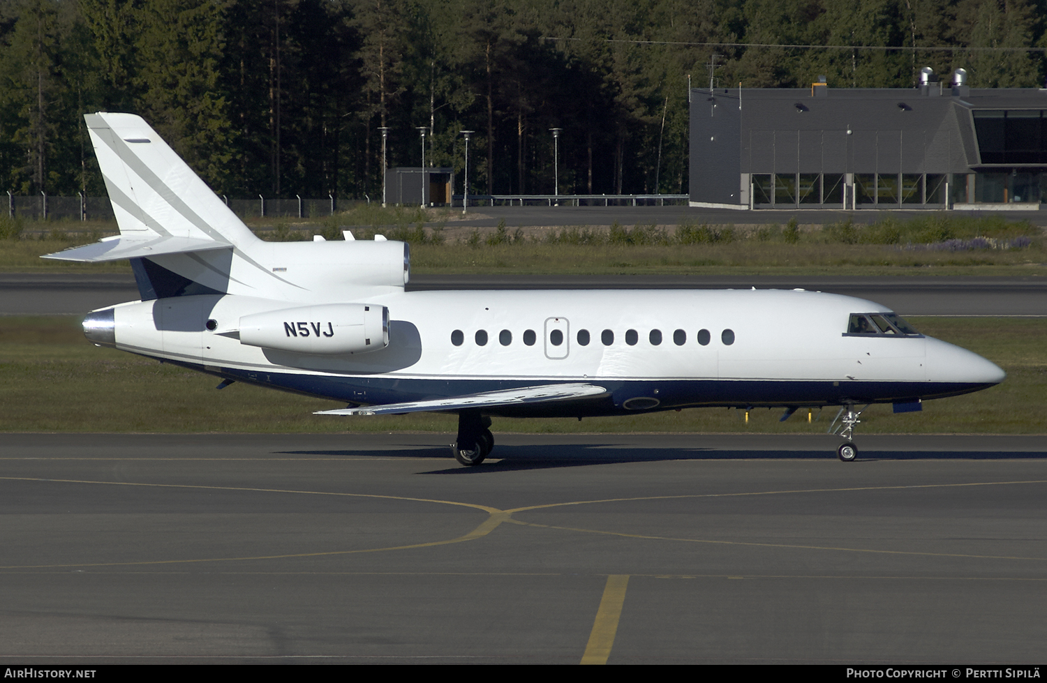 Aircraft Photo of N5VJ | Dassault Falcon 900 | AirHistory.net #117785