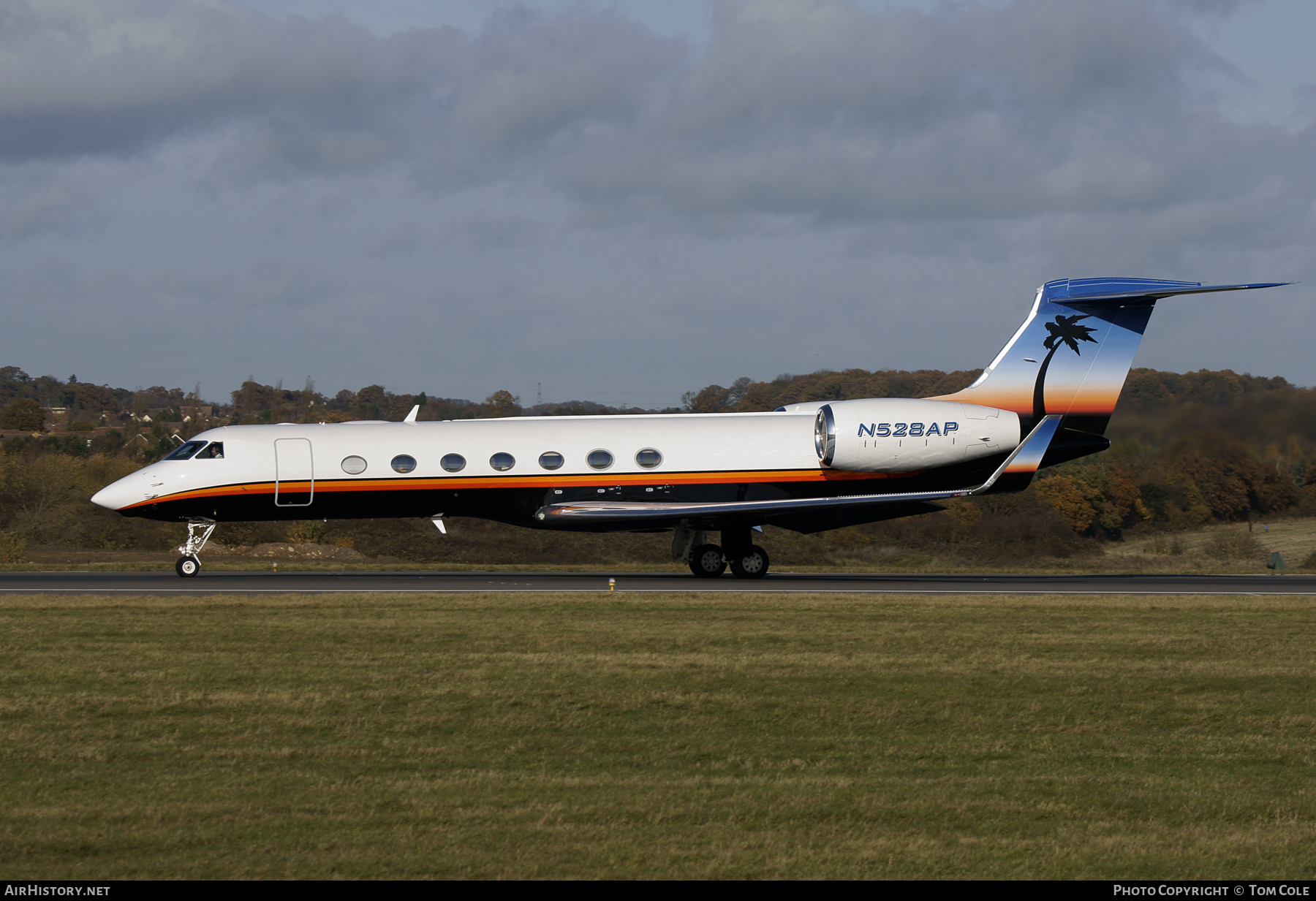 Aircraft Photo of N528AP | Gulfstream Aerospace G-V-SP Gulfstream G550 | AirHistory.net #117886