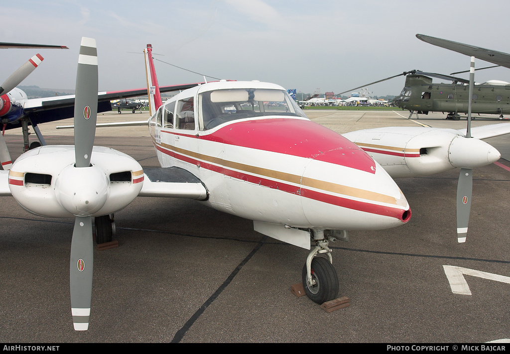 Aircraft Photo of G-AVKL | Piper PA-30-160 Twin Comanche | AirHistory.net #117970