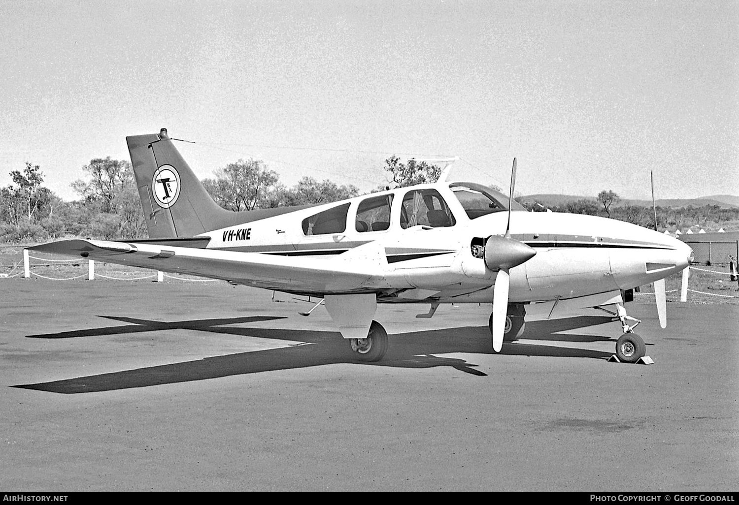 Aircraft Photo of VH-KNE | Beech D55 Baron | Trans West Air Charter | AirHistory.net #118092