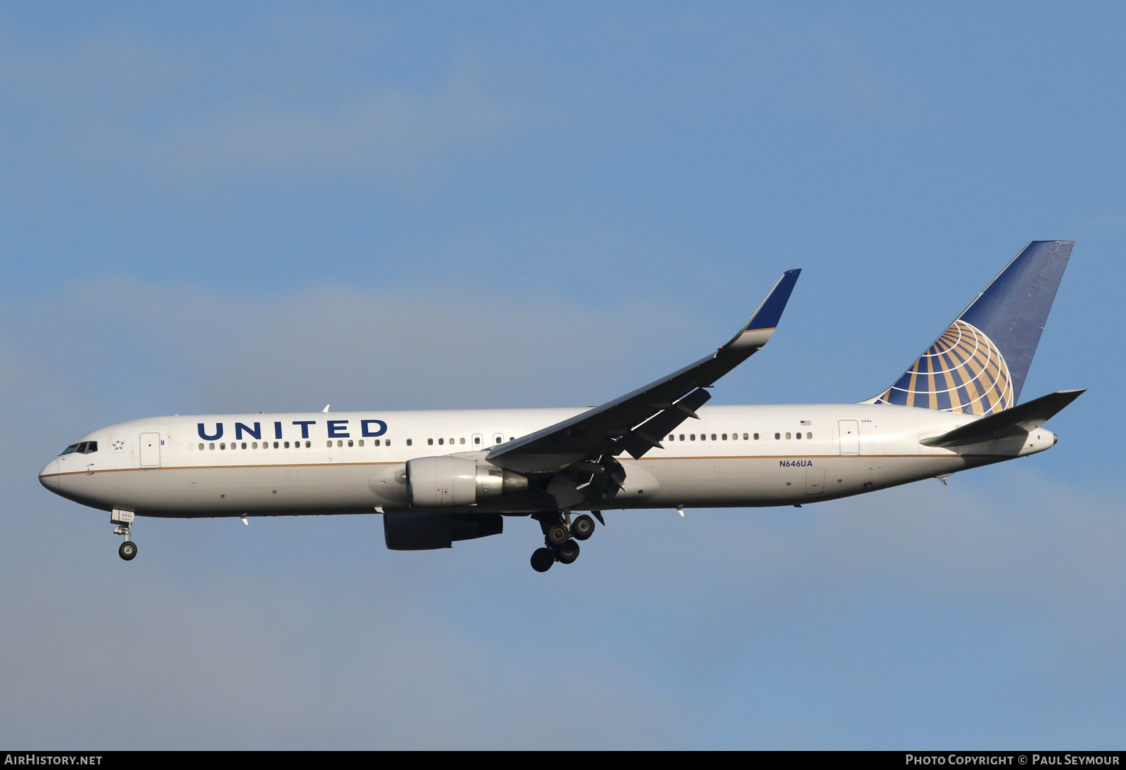 Aircraft Photo of N646UA | Boeing 767-322/ER | United Airlines | AirHistory.net #118156