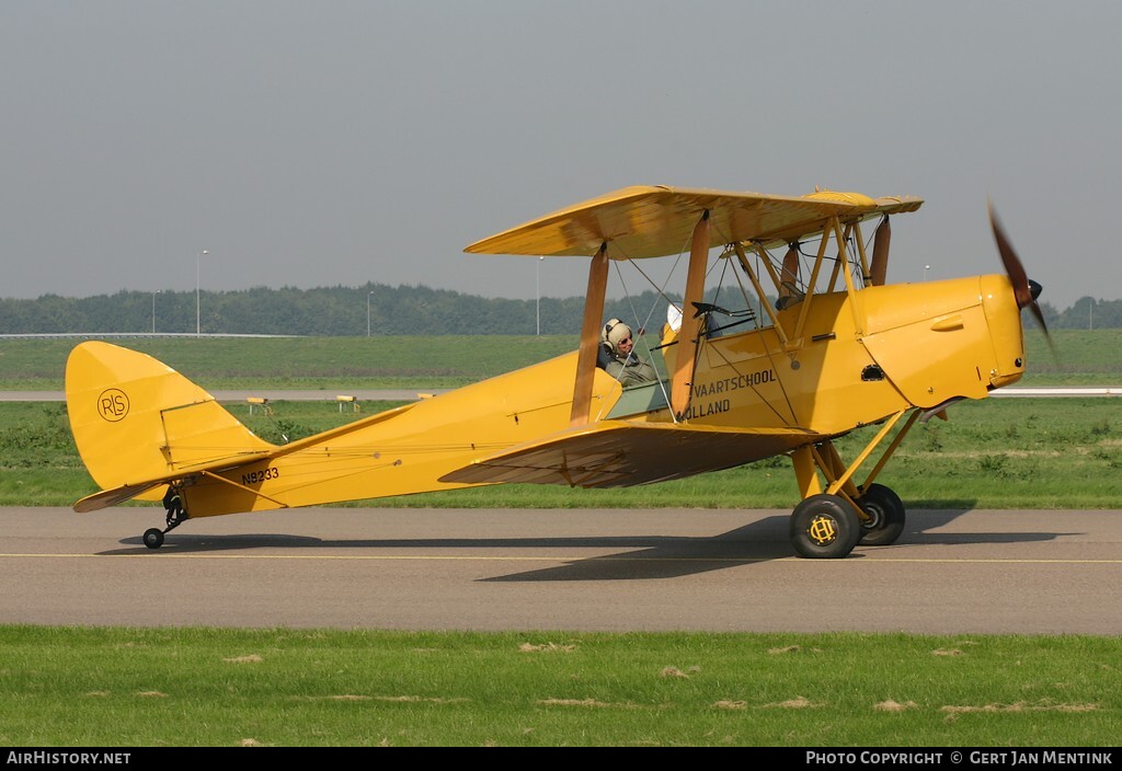 Aircraft Photo of N8033 | De Havilland D.H. 82A Tiger Moth | Rijksluchtvaartschool - RLS | AirHistory.net #118241