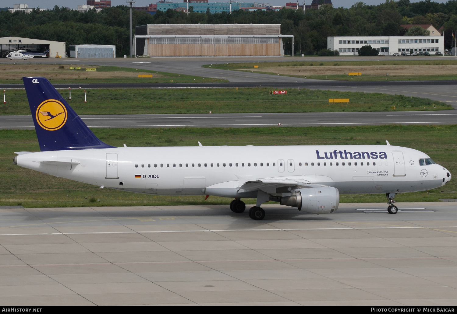 Aircraft Photo of D-AIQL | Airbus A320-211 | AirHistory.net #118422