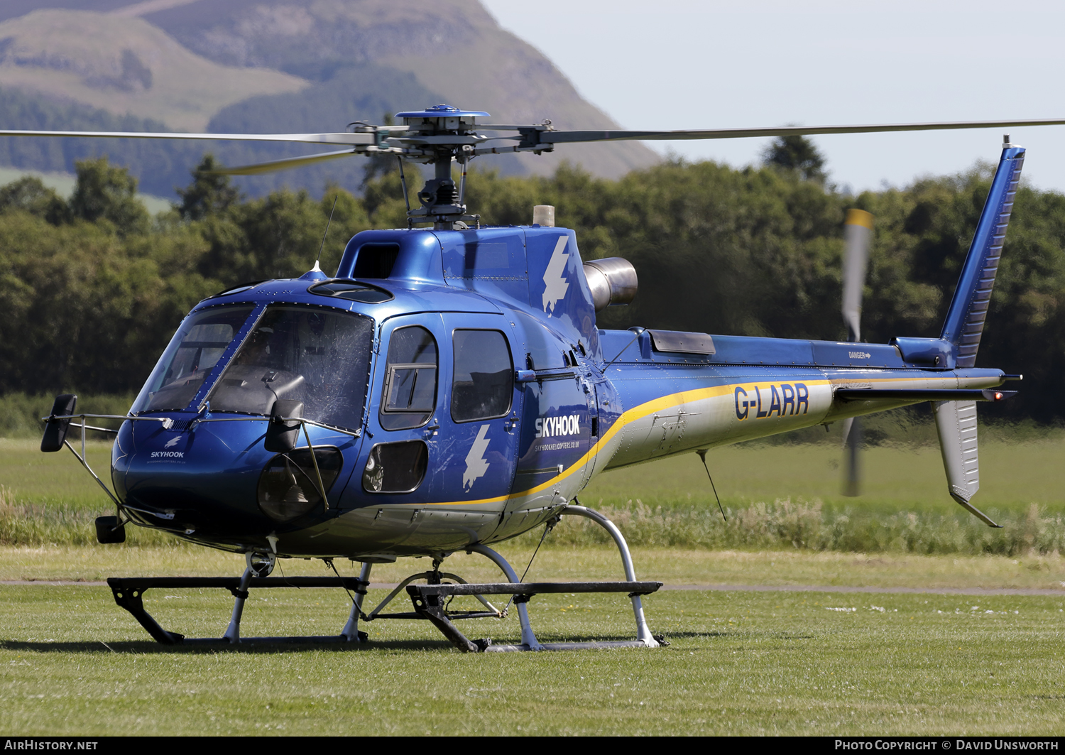 Aircraft Photo of G-LARR | Eurocopter AS-350B-3 Ecureuil | Skyhook Helicopters | AirHistory.net #118429
