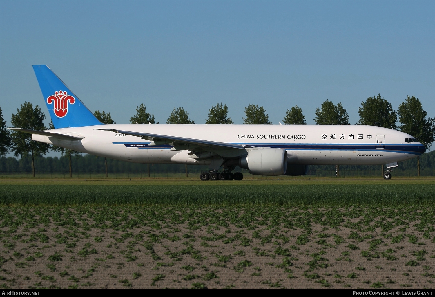 Aircraft Photo of B-2027 | Boeing 777-F1B | China Southern Airlines Cargo | AirHistory.net #118434