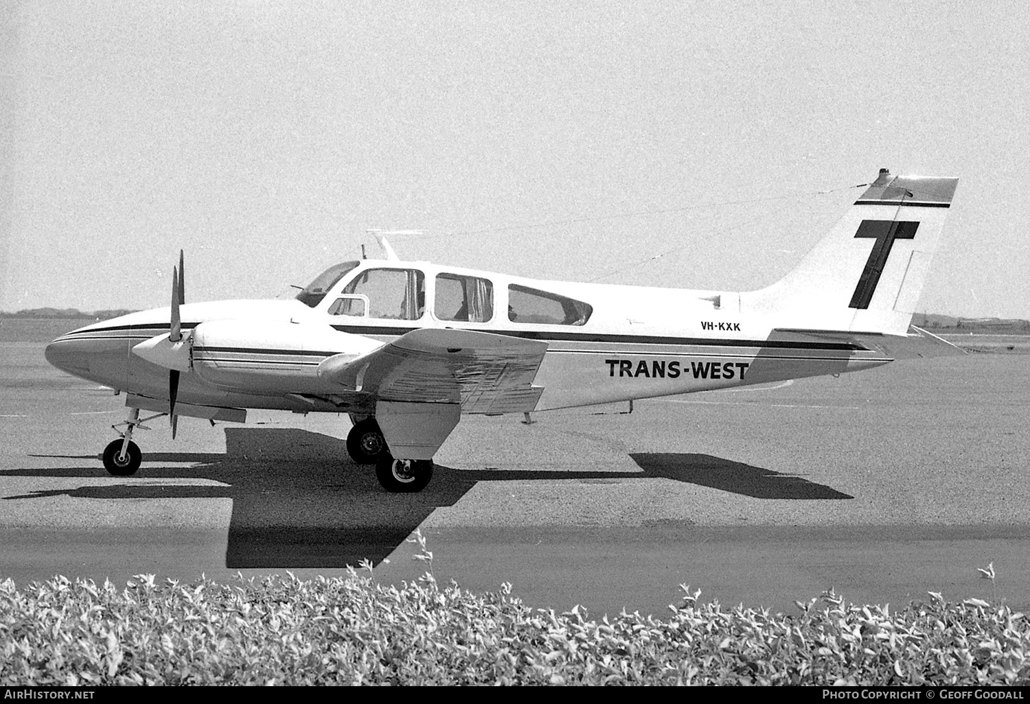 Aircraft Photo of VH-KXK | Beech C55 Baron (95-C55) | Trans West Airlines | AirHistory.net #118462