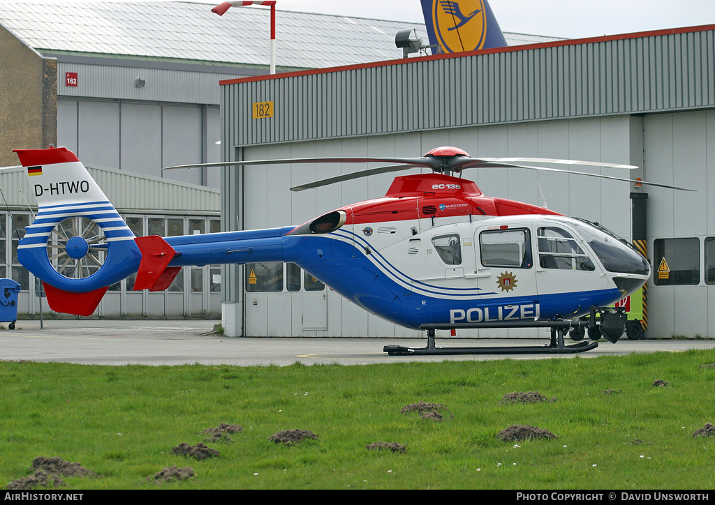 Aircraft Photo of D-HTWO | Eurocopter EC-135P-2 | Polizei Hamburg | AirHistory.net #118465